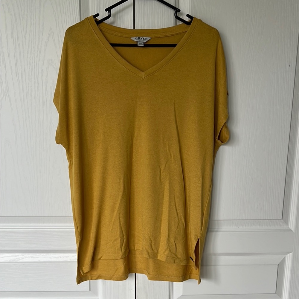 Orvis Yellow V-Neck Oversized T-Shirt Sweater